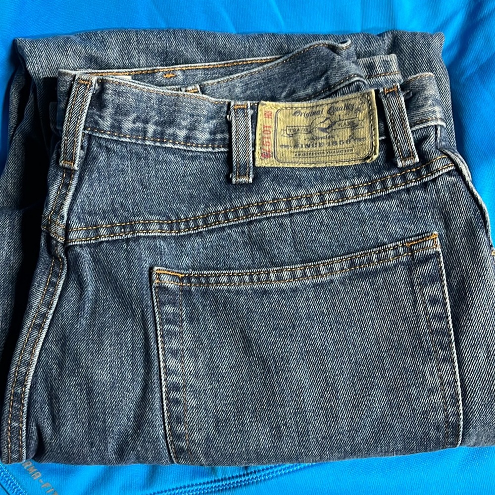 Red head Jeans